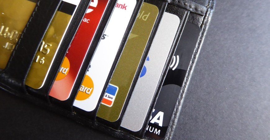 79,3%-dos-brasileiros-tem-dividas-e-educacao-financeira-pode-ser-diferencial