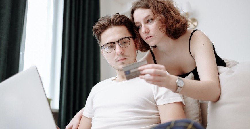 black-friday-serasa:-dividas-podem-ser-quitadas-por-r$-0,99