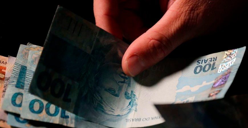 salario-minimo:-o-que-e,-historia-e-leis-trabalhistas-a-respeito