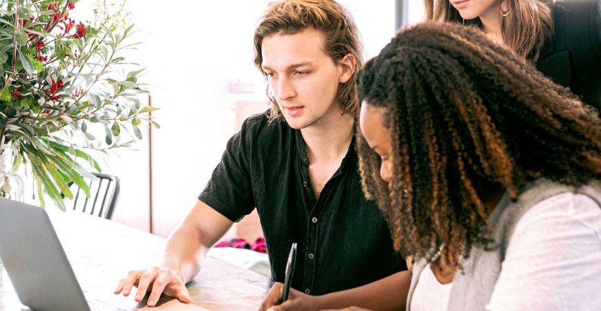 hard-skills:-confira-as-mais-buscadas-e-que-estao-em-falta-no-mercado