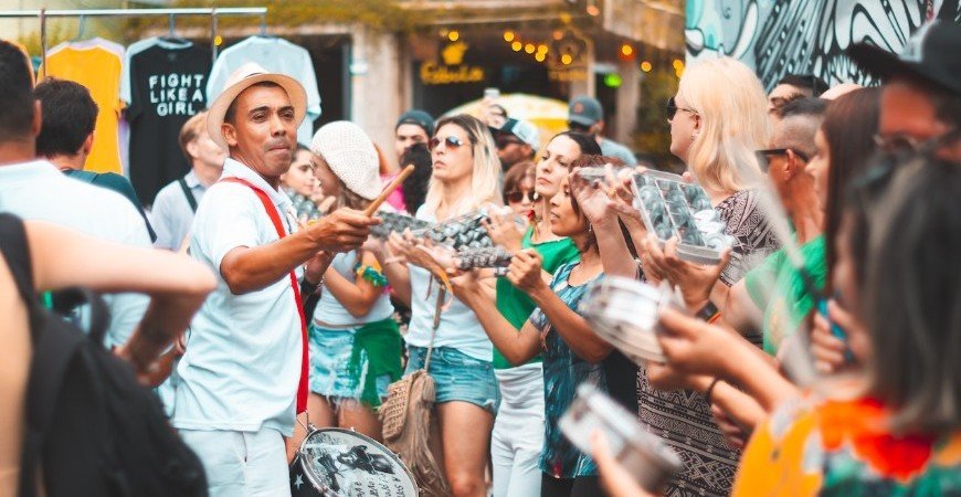 carnaval-2023:-empresas-devem-dar-folga-aos-funcionarios?