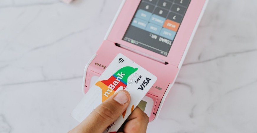 auxilio-alimentacao:-bc-deixa-de-regular-cartoes-em-marco