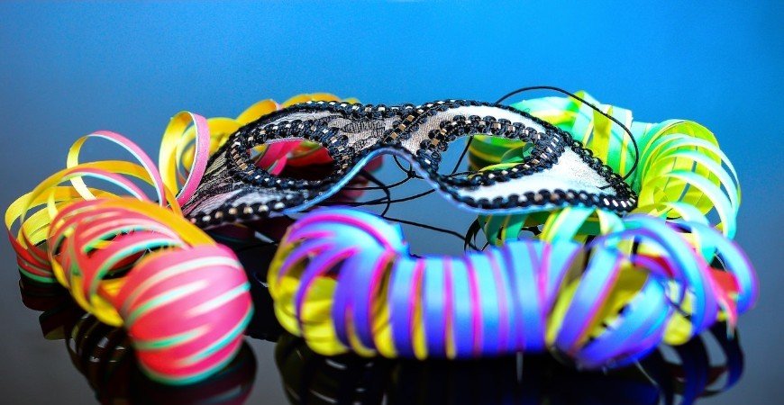 itens-de-carnaval-ultrapassam-45%-de-impostos