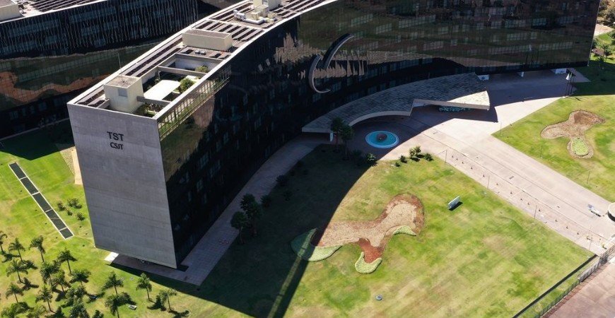 tst-decide-que-e-discriminatorio-bonus-para-empregados-que-nao-aderiram-greve