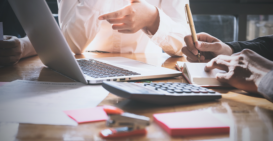 contabilidades-criativas-sao-nojentas,-afirma-buffet