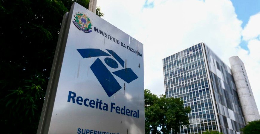 irpf-2023:-mais-de-um-milhao-de-declaracoes-entregues-no-1o-dia