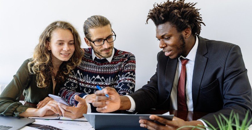 5-maneiras-de-turbinar-as-vendas-e-atrair-consumidores-no-outono