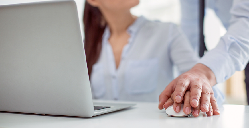 74,1%-das-mulheres-ja-sofreram-assedio-no-trabalho