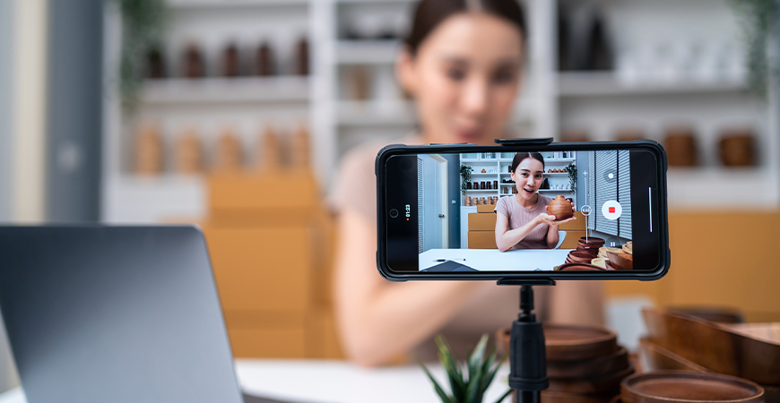 influenciadores-digitais-passam-o-numero-de-contadores