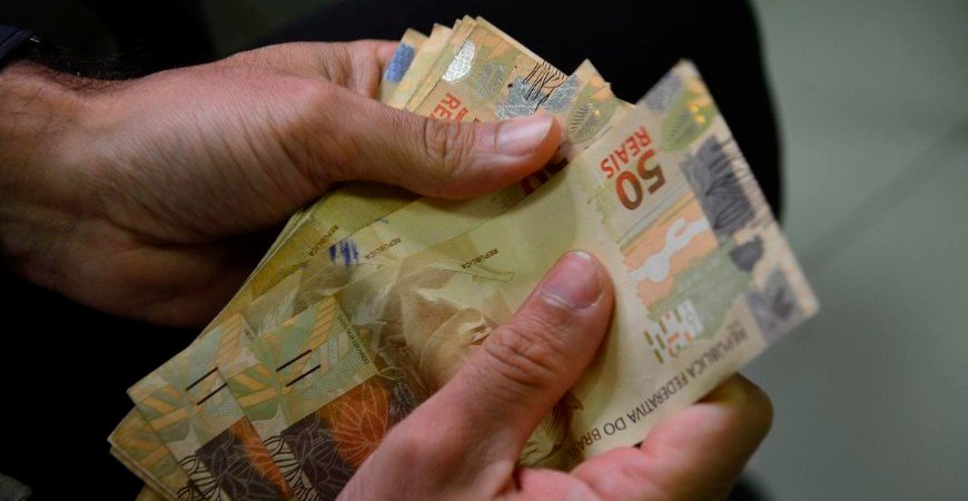 governo-propoe-salario-minimo-de-r$-1.389-em-2024