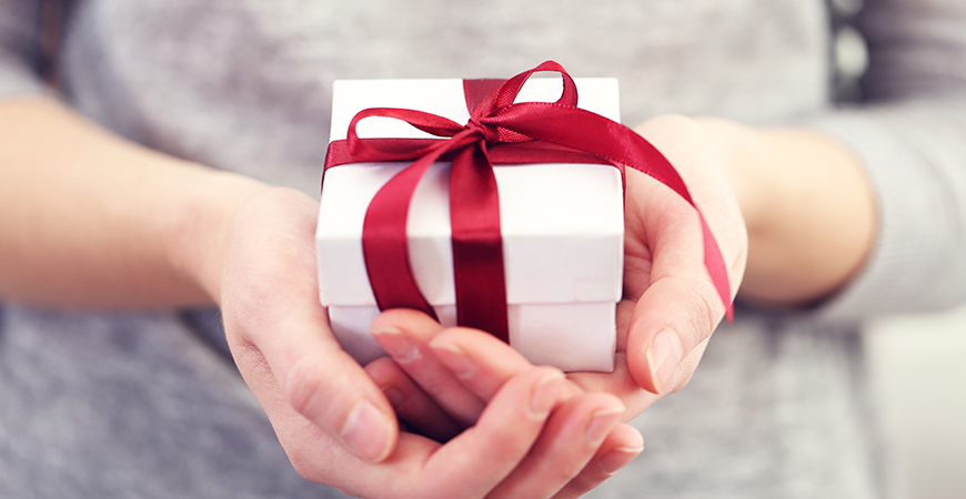 dia-das-maes:-impostos-de-presentes-chegam-a-ate-69%