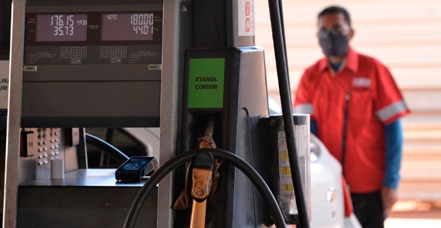 operacao-inflamavel:-fiscalizacao-em-postos-de-combustiveis-para-combater-recuperacoes-indevidas-de-creditos-tributarios