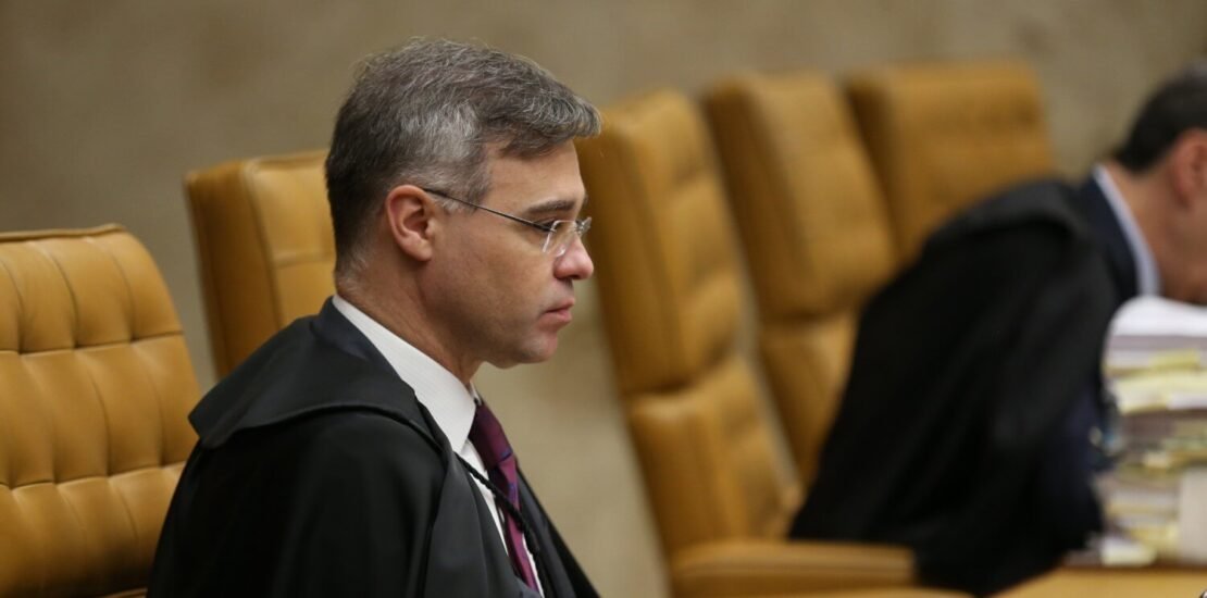 suspensos-processos-sobre-tributacao-do-terco-de-ferias