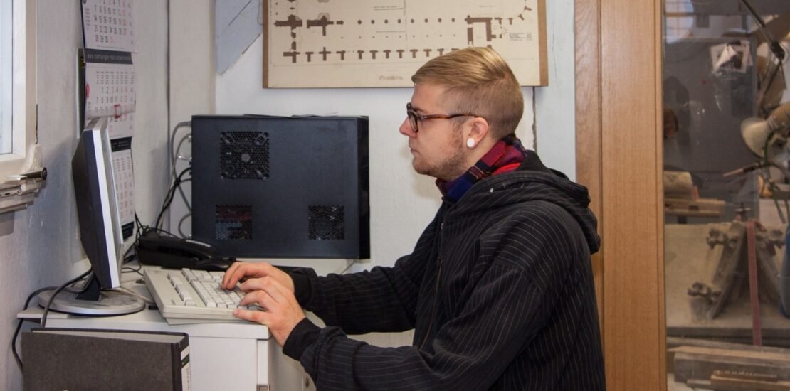 alerta:-trabalho-voluntario-e-a-lei-trabalhista