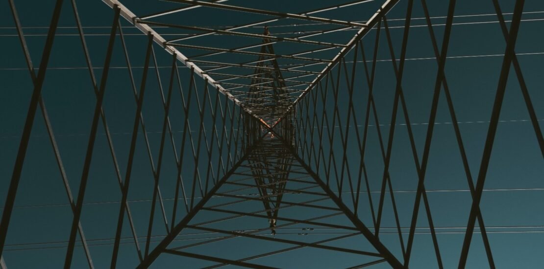 companhias-de-energia-eletrica-correm-para-adaptar-se-a-nf3e-no-brasil