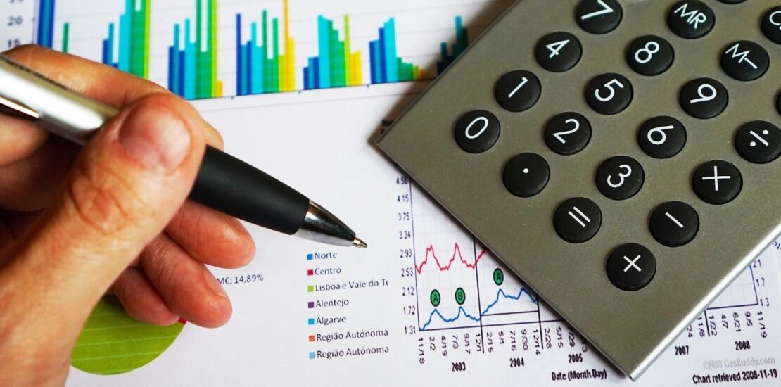 habilidades-essenciais-para-se-destacar-na-area-financeira