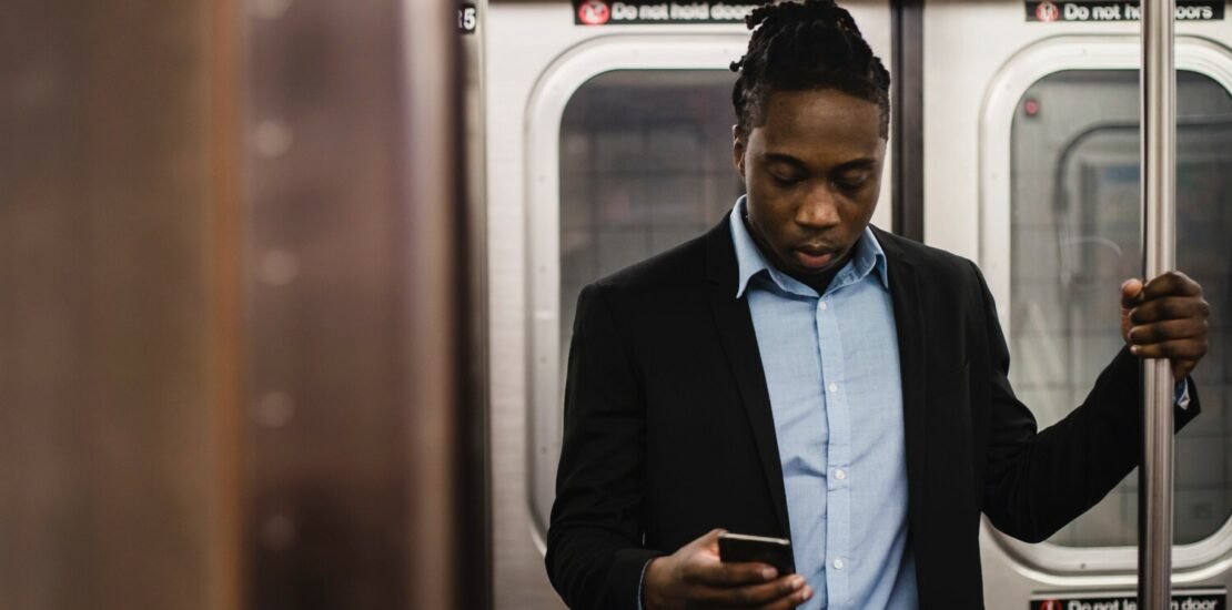 mercado-de-trabalho-em-2024:-saiba-as-apostas-para-o-novo-ano