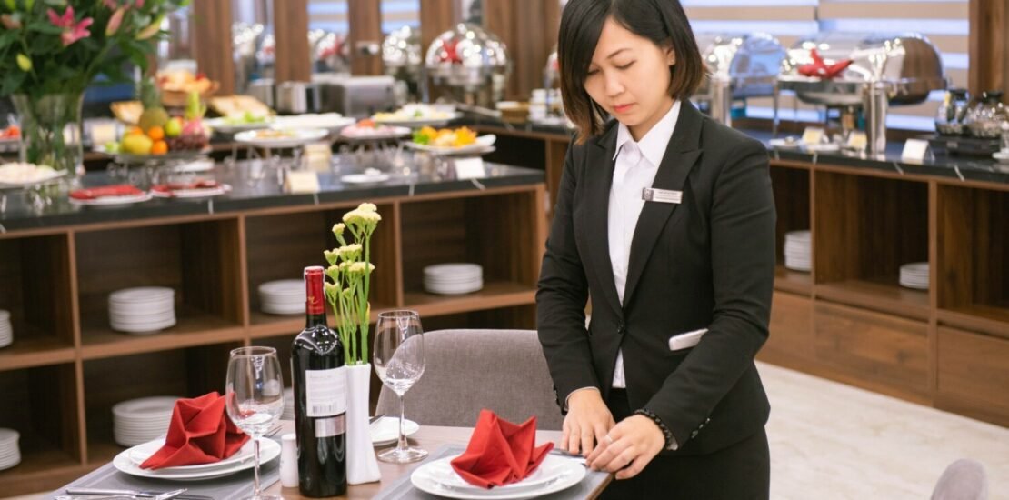 bares-e-restaurantes-interrompem-ciclo-de-retomada-das-margens