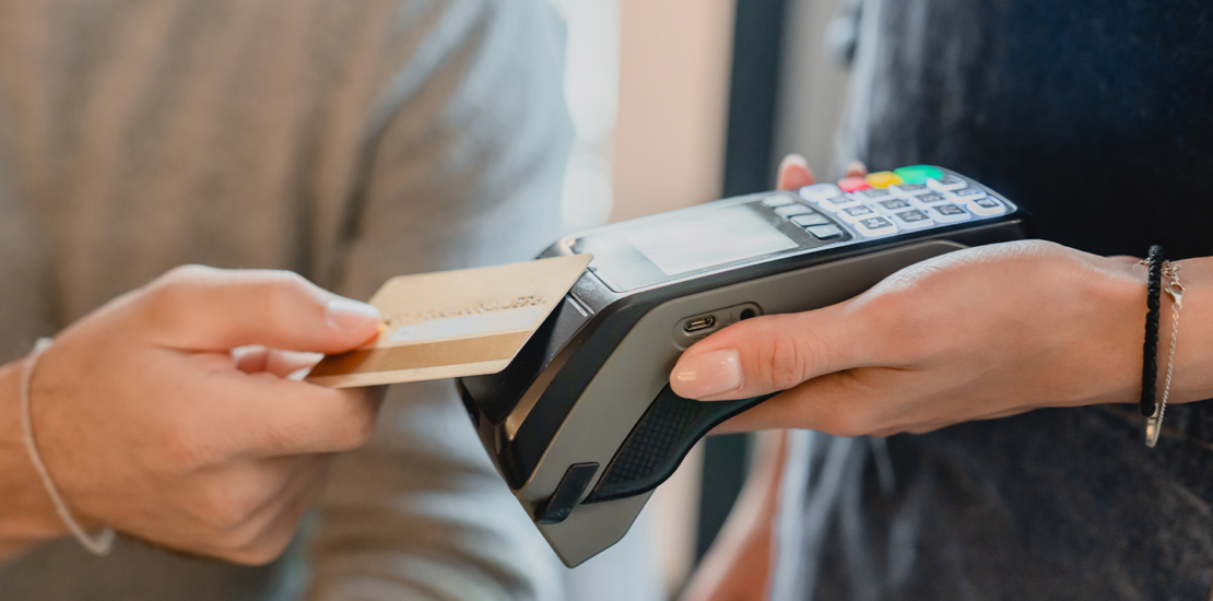 bolsa-familia:-caixa-anuncia-cartao-por-aproximacao