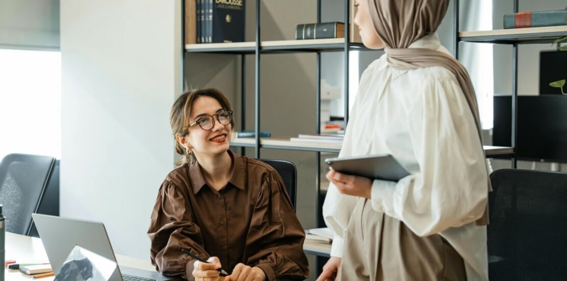 dia-da-mulher:-o-que-ainda-precisa-mudar-nos-negocios-para-inclusao?