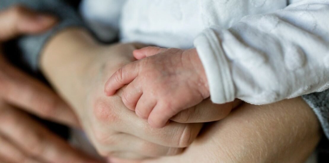 stf-define-que-maes-nao-gestantes-em-uniao-homoafetiva-tem-direito-a-licenca-maternidade