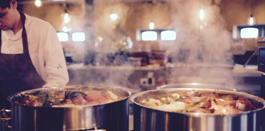 bares-e-restaurantes-criaram-cerca-de-70-mil-novos-empregos-no-ultimo-trimestre