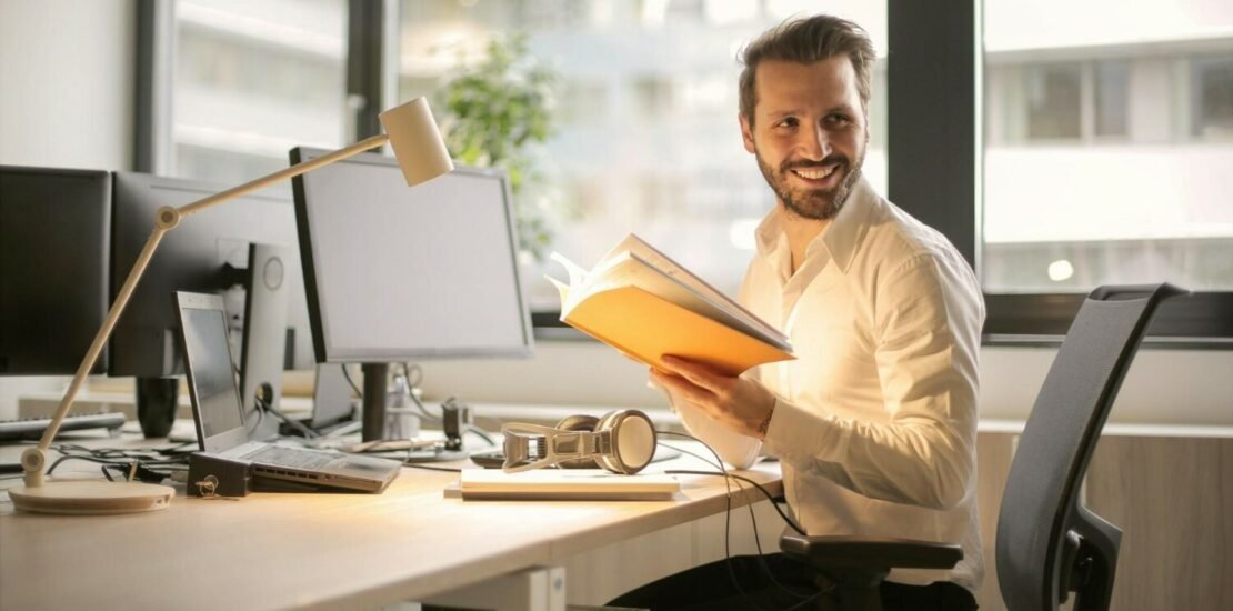 profissional-da-contabilidade-e-o-envio-de-informacoes-ao-coaf