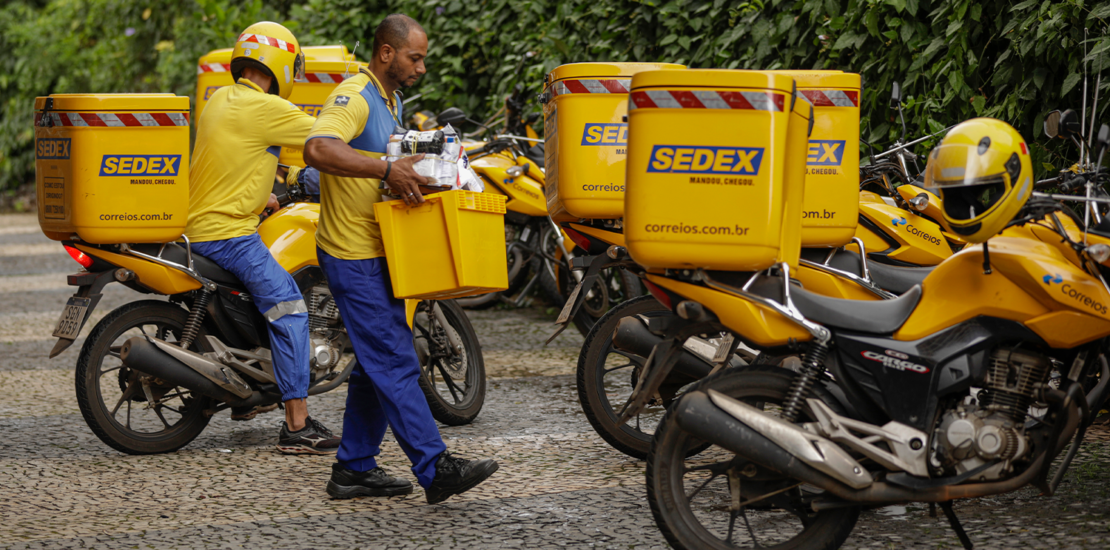 receita-federal-e-correios-se-mobilizam-para-levar-ajuda-ao-rs
