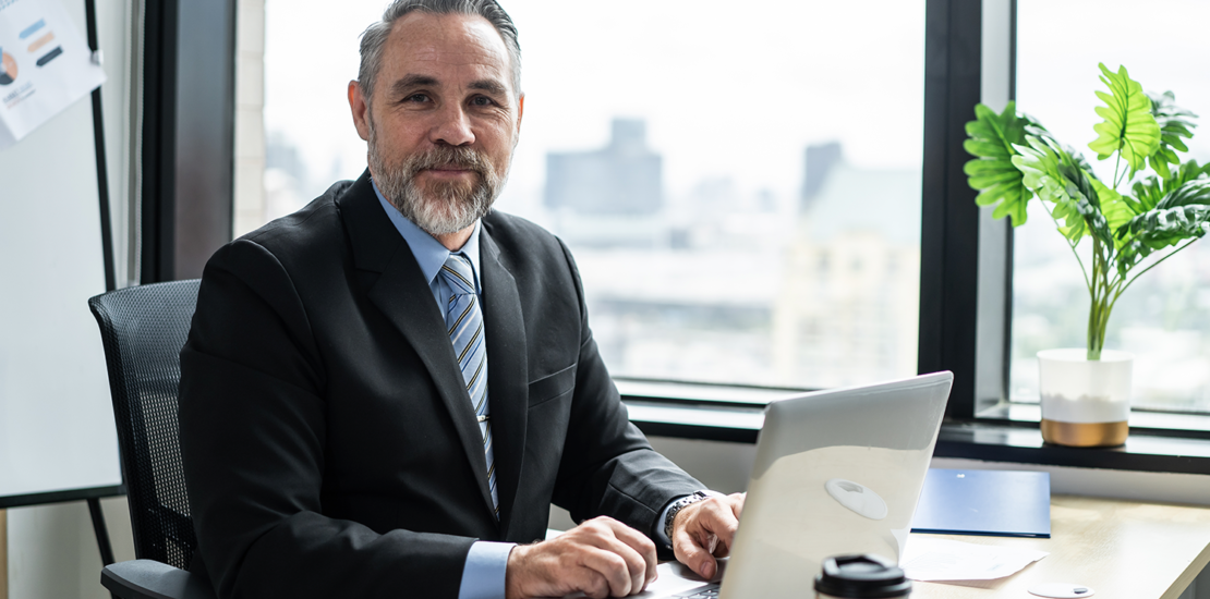 pessoas-acima-de-60-anos-buscam-oportunidades-no-mercado-de-trabalho