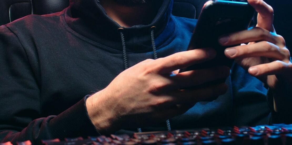 contra-golpes-e-fraudes,-educacao-financeira-e-a-melhor-prevencao