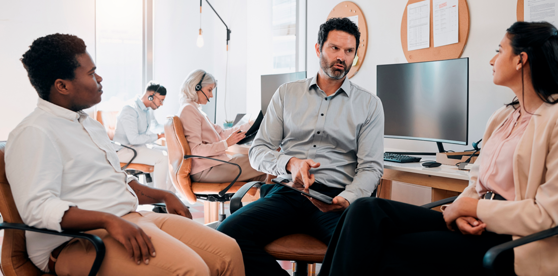 ofensas-fora-do-ambiente-de-trabalho-podem-resultar-em-justa-causa?