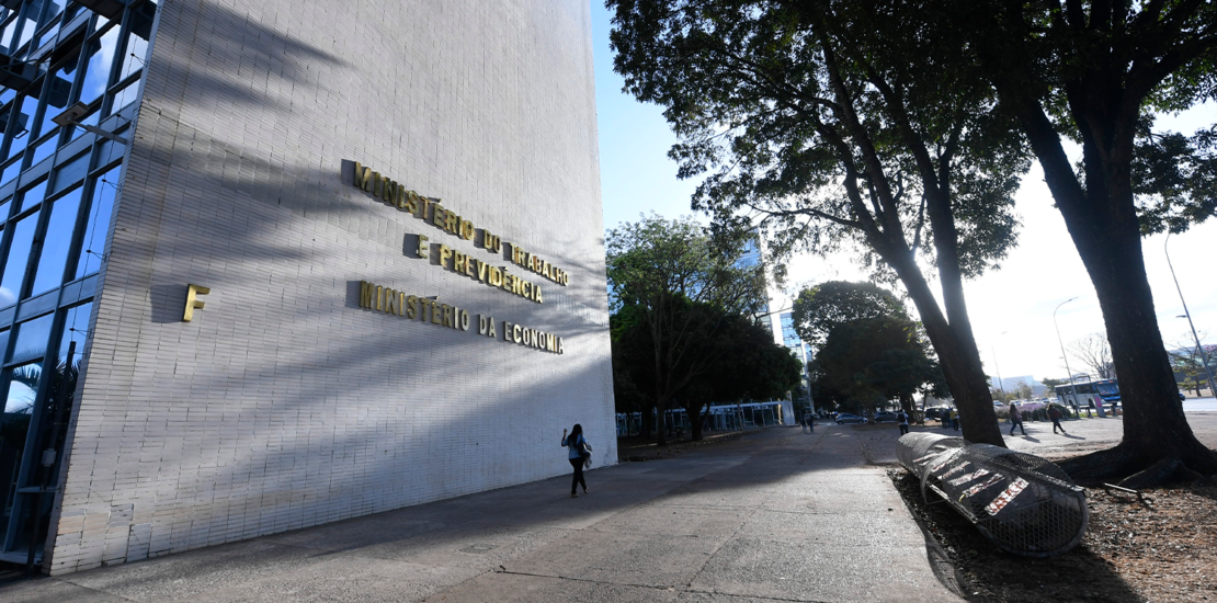 sindicatos-passam-a-ser-notificados-para-atualizar-registro