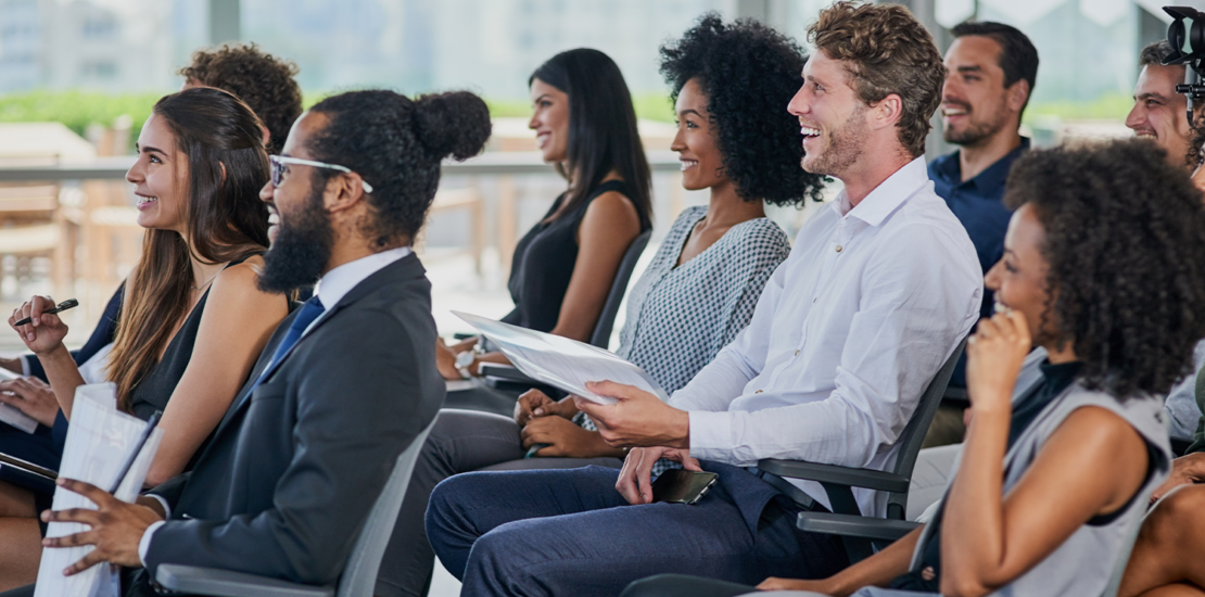 paradoxo-da-diversidade:-lideres-que-promovem-iniciativas-para-grupos-com-os-quais-se-identificam-podem-sofrer-discriminacao