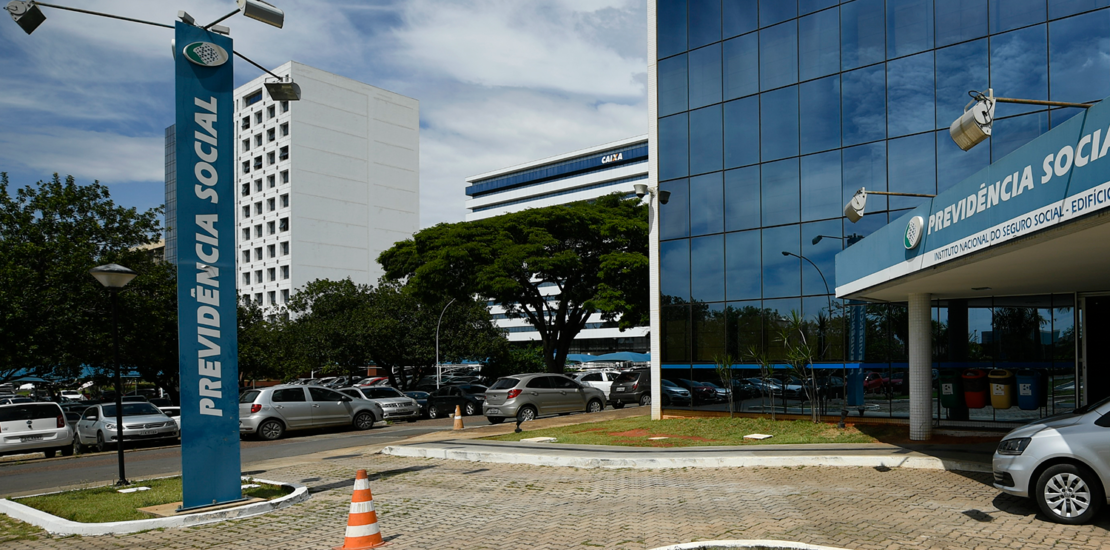 escandalo-no-inss:-entidades-ignoram-investigacoes-e-lucram-r$-18-mi-a-mais