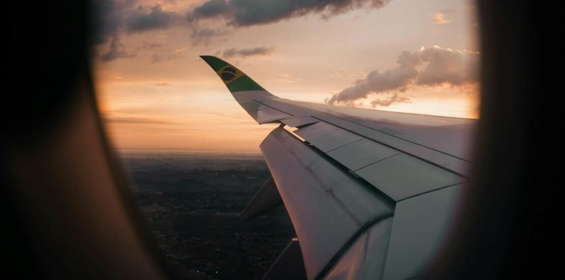 voa-brasil:-governo-lanca-programa-com-passagens-aereas-a-r$-200