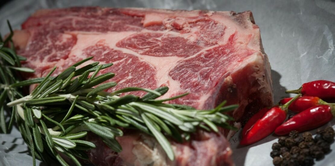 reforma-tributaria:-inclusao-de-produtos-na-cesta-basica-aumenta-imposto