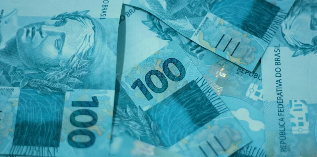 svr:-quase-1-milhao-de-brasileiros-tem-mais-de-r$-1-mil-para-sacar