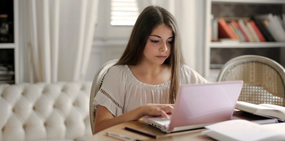 geracao-z:-o-novo-consumidor-e-omnichannel;-veja-4-dicas-para-atrair-esse-publico