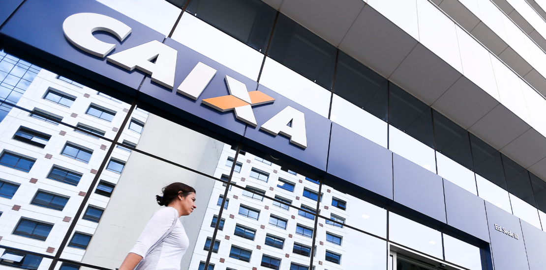 credito-consignado:-caixa-esta-reformulando-operacao-e-mira-no-inss