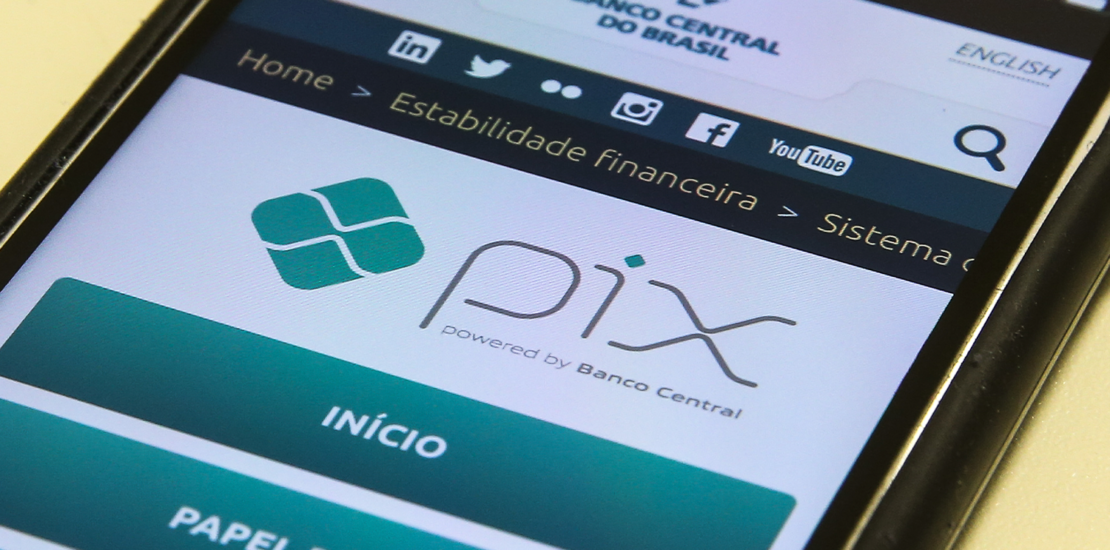 pix:-saiba-o-que-pode-tornar-seu-cpf-ou-cnpj-irregular-na-receita