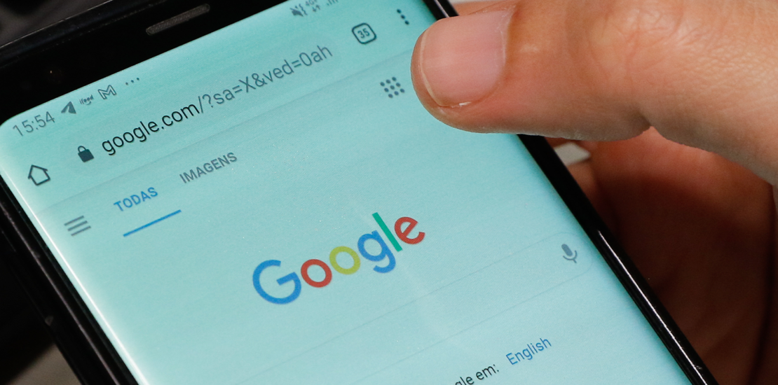 agu-cobra-apple-e-google-por-apps-falsos-sobre-irpf