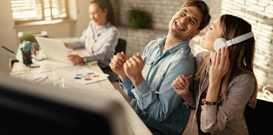 ser-feliz-no-seu-trabalho-e-algo-necessario-ou-e-um-beneficio?