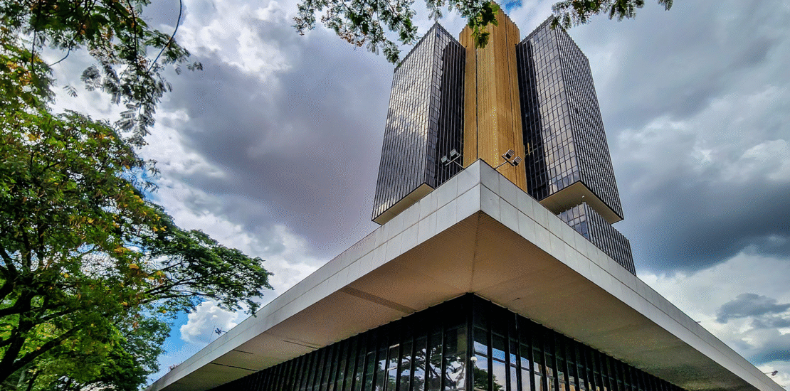 pix-parcelado:-bc-adia-padronizacao-das-regras