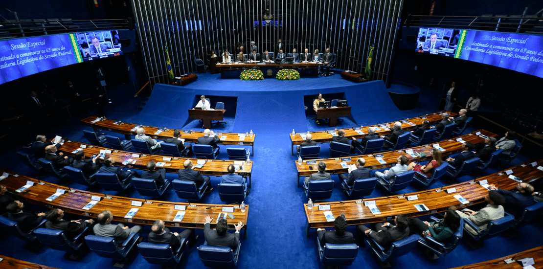 plenario-deve-votar-nesta-quarta-feira-(5)-a-isencao-do-ir-para-quem-ganha-ate-r$-5-mil