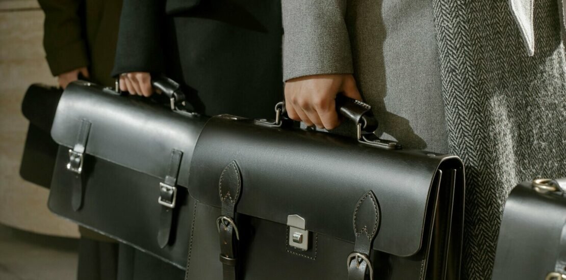 rotatividade-de-ceos-atinge-recorde:-investidores-pressionam,-novos-lideres-surgem,-mas-mulheres-ficam-para-tras