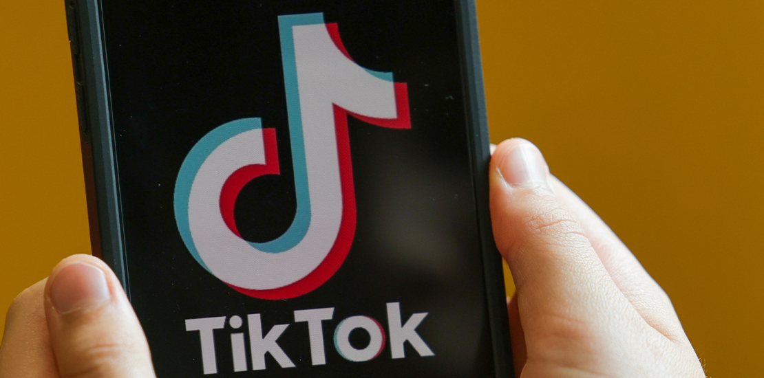 tst-afasta-justa-causa-por-videos-publicados-em-rede-social