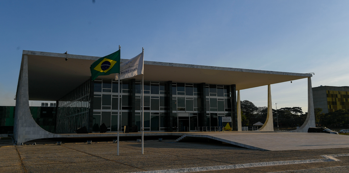 stf-retoma-julgamento-sobre-gratuidade-na-justica-do-trabalho
